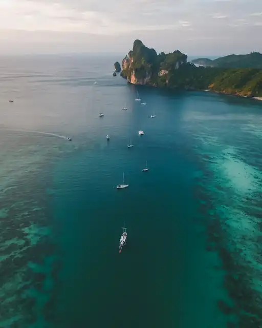 scuba diving in krabi